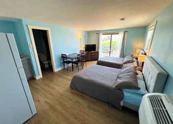 Mari-Anne Motel hotel thumbnail 7