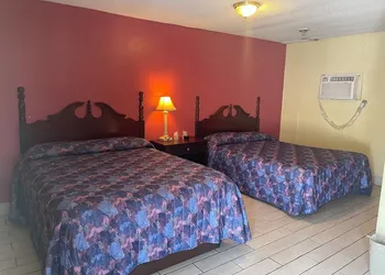 Plaza Motel hotel thumbnail 5