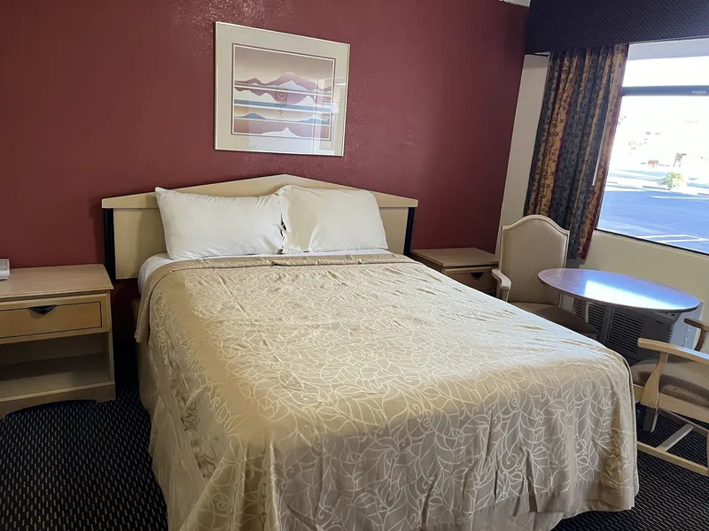 Economy Inn hotel detail image 2
