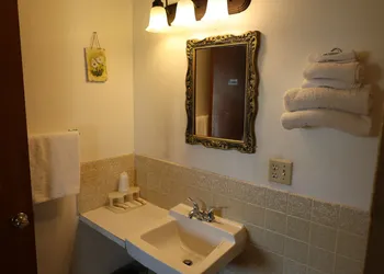 Bonne Belle Motel hotel thumbnail 6