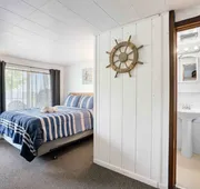 South Arm Retreats Standard Room 1 hotel detail image 7
