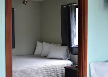 Jackfish Lake Cottages Motel hotel thumbnail 8
