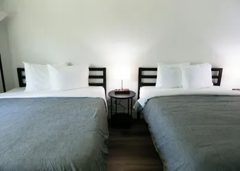 The Lagrange Inn & Extended Stay hotel thumbnail 3