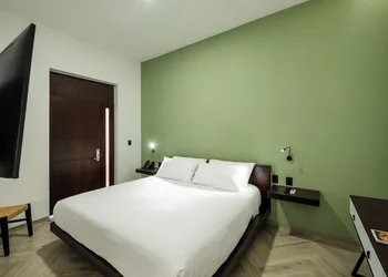 Hotel Miranda hotel thumbnail 6