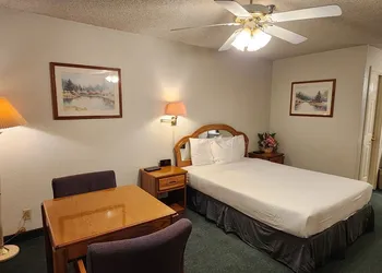 Formosa Inn hotel thumbnail 5