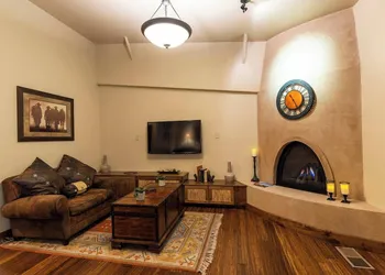 Inn at Desert Wind Winery hotel thumbnail 8
