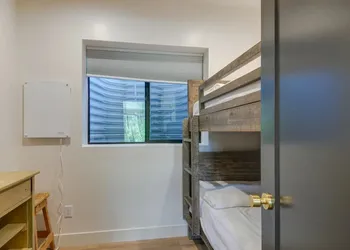 Alpine Mountain Escape hotel thumbnail 5