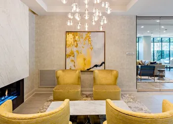 Kings Point Lux Suites hotel thumbnail 4
