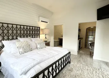 Eagles Landing Lodge Private Suites and Group Lodging hotel thumbnail 3