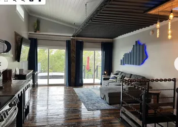 LockRidge Park hotel thumbnail 2