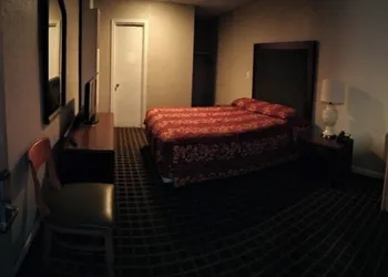 Budget Lodge by OYO Portland West hotel thumbnail 4