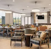 La Quinta Inn And Suites By Wyndham Lincoln hotel detail image 3