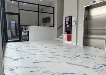 Ramada By Wyndham Brooklyn Empire Blvd hotel thumbnail 4