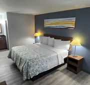 HomeTowne Studios LaGrange hotel detail image 7