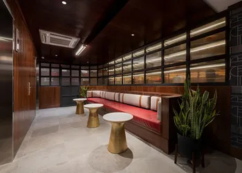 voco Astoria by IHG hotel thumbnail 3