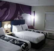 La Quinta Inn & Suites by Wyndham Memphis East hotel detail image 4