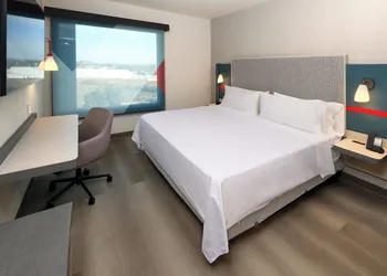 avid hotel Guadalajara Aeropuerto Norte by IHG hotel thumbnail 5