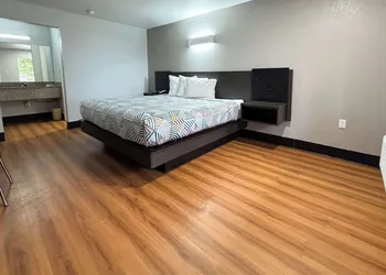 Studio 6 Sulphur, LA hotel thumbnail 7