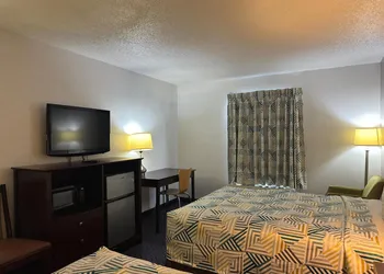 Motel 6 Fancy Gap, VA hotel thumbnail 4