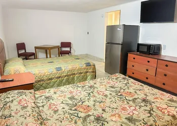 Shamrock Kings Inn By Oyo Marked Tree I-555 hotel thumbnail 8