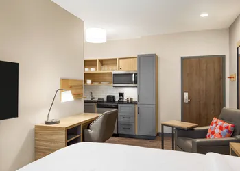 Candlewood Suites Shelbyville by IHG hotel thumbnail 4