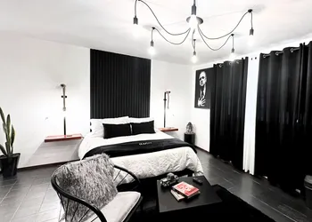 Homsty hotel thumbnail 2