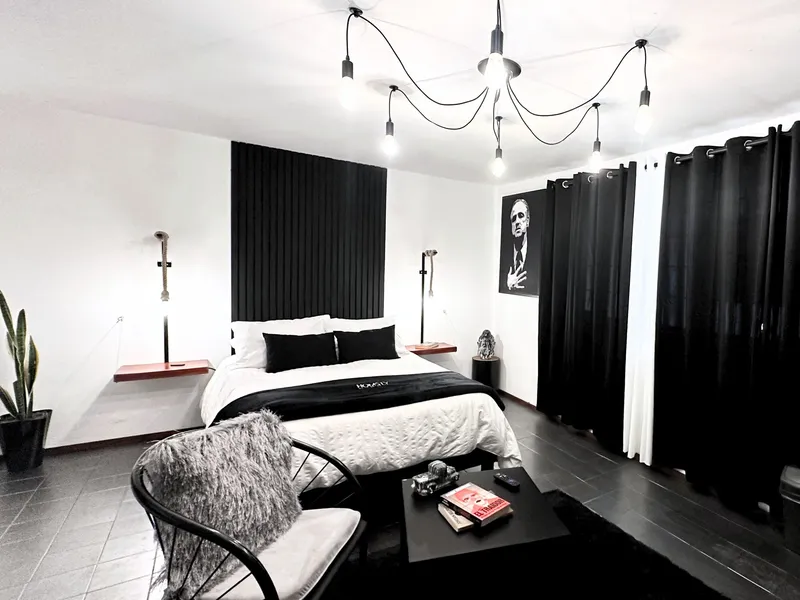 Homsty hotel detail image 2
