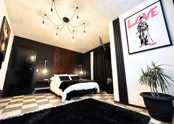 Homsty hotel thumbnail 8