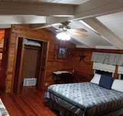Dragonfly Meadows Log Cabin hotel detail image 3