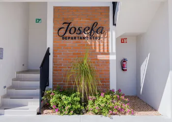 Josefa Suites hotel thumbnail 2