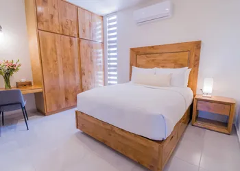 Josefa Suites hotel thumbnail 8