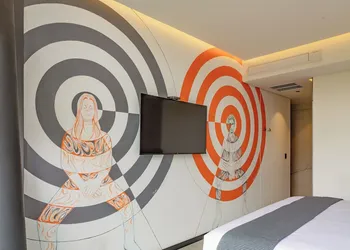 Street Art Hotel Roma hotel thumbnail 7