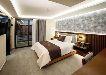 HOTEL GRAND LORBE by JAMM hotel thumbnail 6
