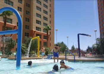 Living Luxe at Las Vegas hotel thumbnail 6