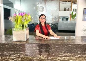 Los Picos Hotel & Suites Bucerias hotel thumbnail 2