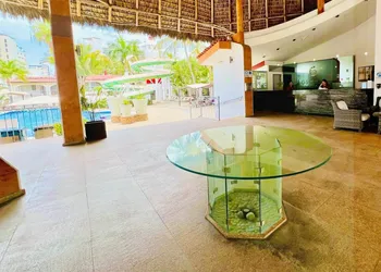 Los Picos Hotel & Suites Bucerias hotel thumbnail 3