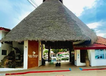 Los Picos Hotel & Suites Bucerias hotel thumbnail 5
