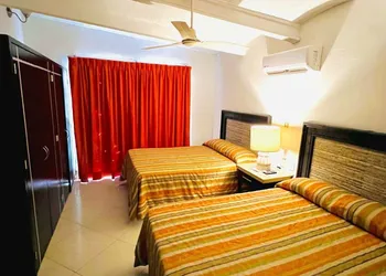 Los Picos Hotel & Suites Bucerias hotel thumbnail 8