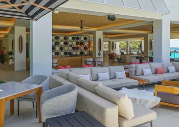 Buoy Haus Beach Resort St. Thomas, Autograph Collection hotel thumbnail 4