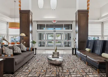 Kozy Houston North hotel thumbnail 3