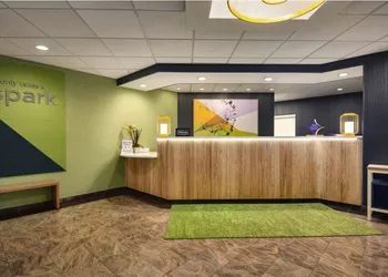 Spark by Hilton Woburn Boston hotel thumbnail 2