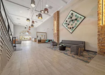 Hampton Inn & Suites by Hilton Mesquite hotel thumbnail 2