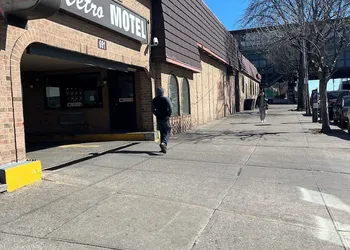 Metro Motel hotel thumbnail 6