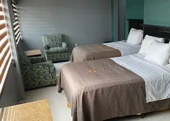 Hotel Yolanda hotel thumbnail 4