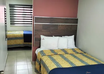 Hotel Economico hotel thumbnail 7