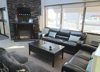 Travelodge by Wyndham Grande Prairie hotel thumbnail 2