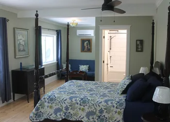 Cranberry Moon Inn B&B hotel thumbnail 3