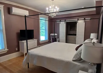 Cranberry Moon Inn B&B hotel thumbnail 7
