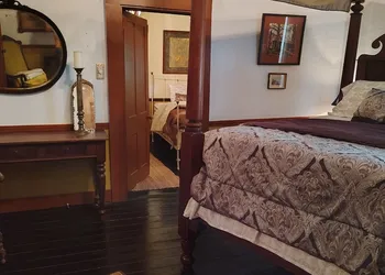 Lafleur Guest House hotel thumbnail 3