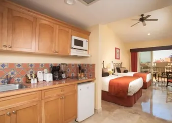 Luxury Suite at Villa del Palmar hotel thumbnail 4